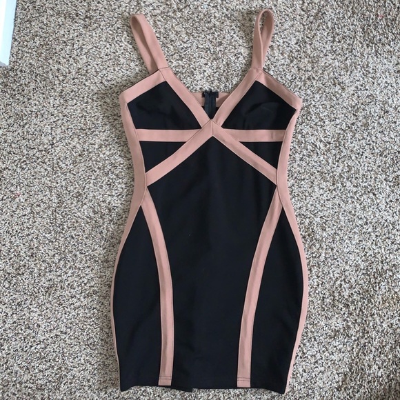 Windsor formal dress - Picture 1 of 3